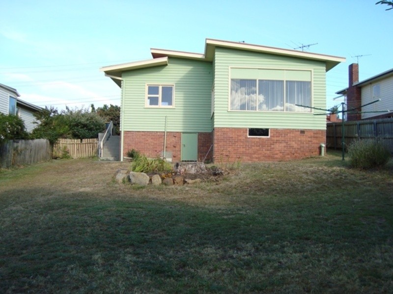 25 Topham Street, Rose Bay TAS 7015