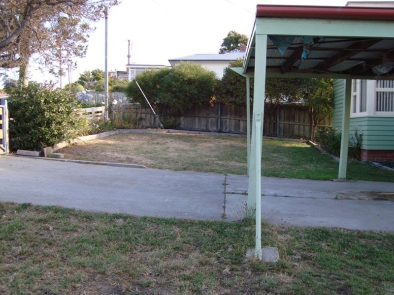 25 Topham Street, Rose Bay TAS 7015