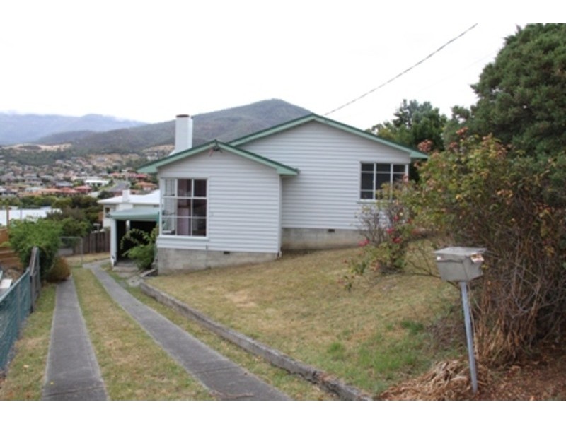 9 Tooma Avenue, Berriedale TAS 7011