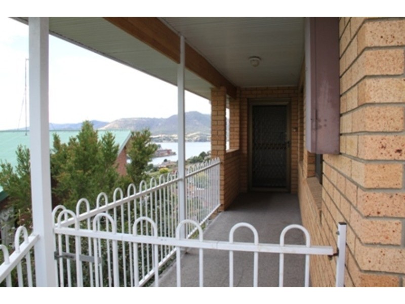 15 Nathan Street, Berriedale TAS 7011