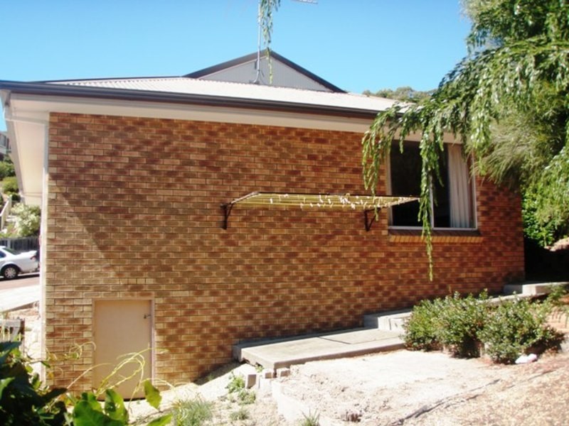 1/3-4 Rina Court, Glenorchy TAS 7010