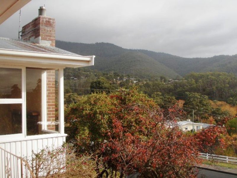 25 Bradfield Street, Claremont TAS 7011