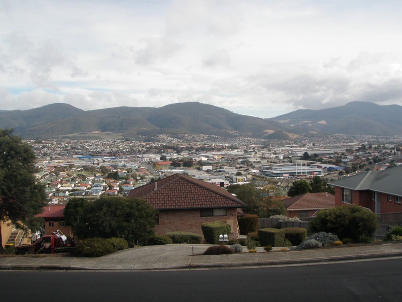 Unit 1/111 Lennox Avenue, Lutana TAS 7009