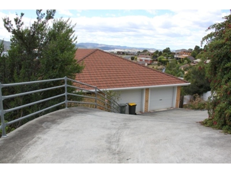 15 Nathan Street, Berriedale TAS 7011