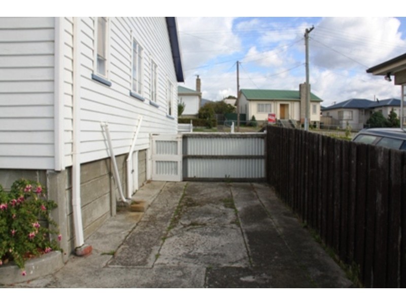 35 Edinburgh Crescent, Goodwood TAS 7010