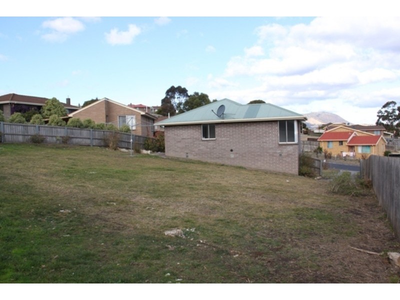 13 Deak Street, Gagebrook TAS 7030