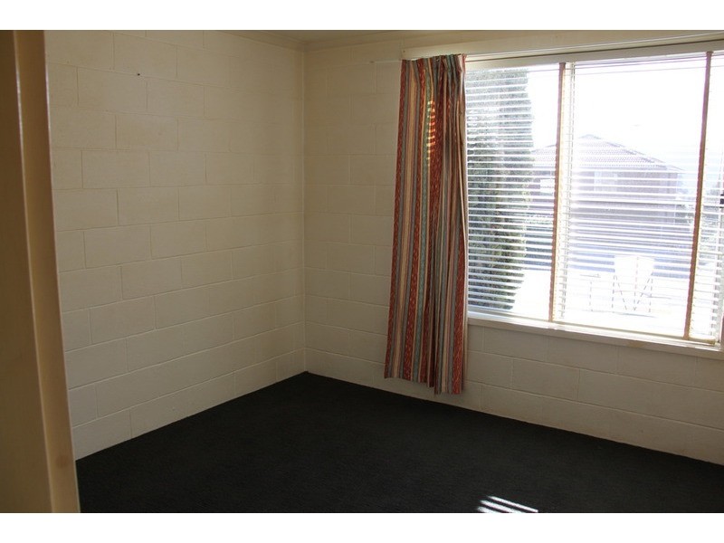 1/72 Ashbourne Grove, West Moonah TAS 7009