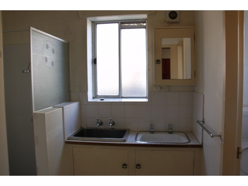 1/72 Ashbourne Grove, West Moonah TAS 7009