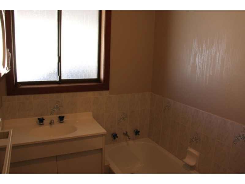 18 Chandos Drive, Berriedale TAS 7011