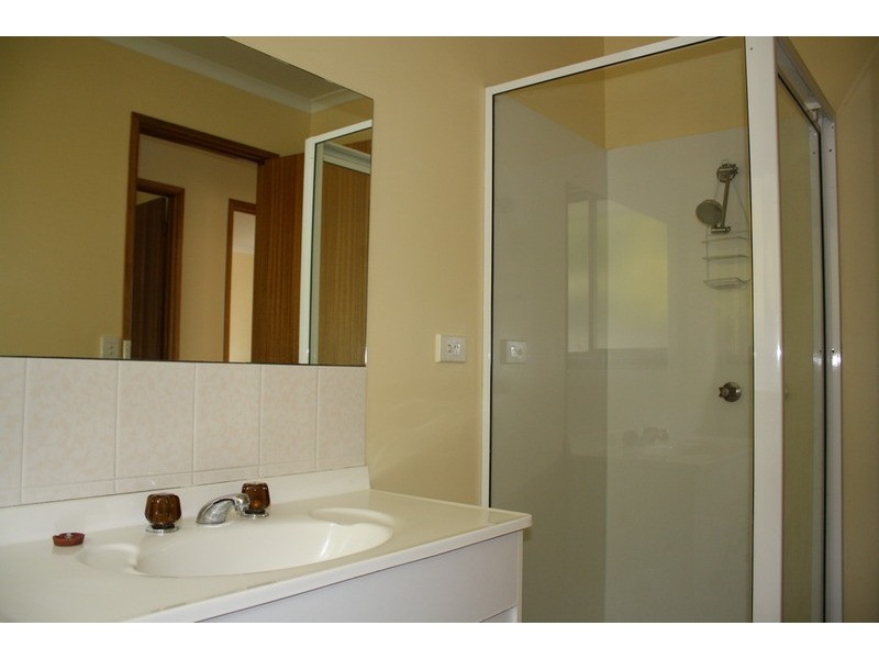 4/3 Rina Court, Glenorchy TAS 7010