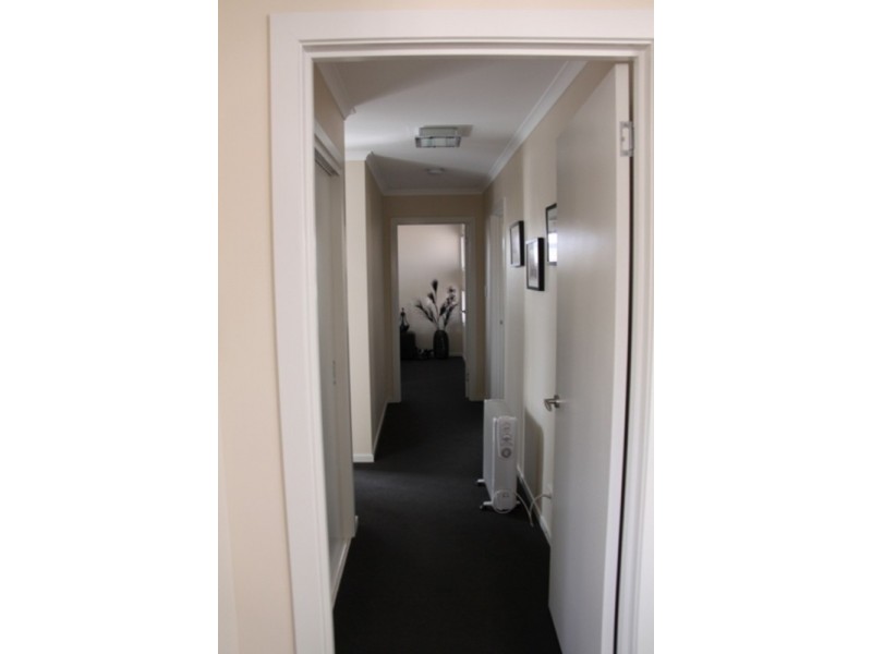 1/15 Lucas Place, Brighton TAS 7030