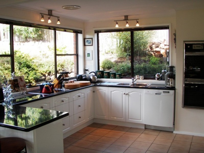 38 Susan Parade, Lenah Valley TAS 7008