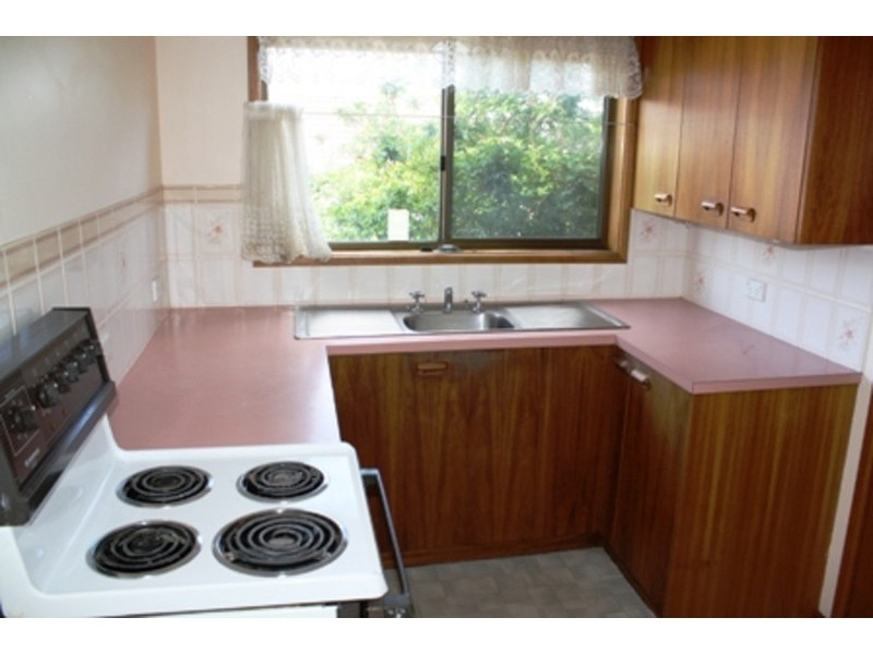 1/1a Graham Place, Derwent Park TAS 7009
