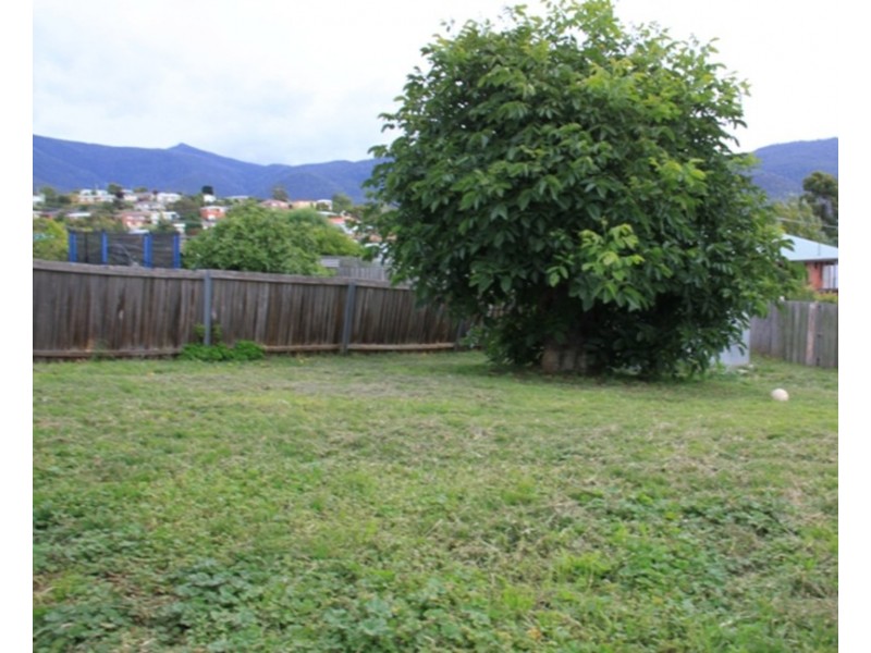 8 Sherwood Road, West Moonah TAS 7009