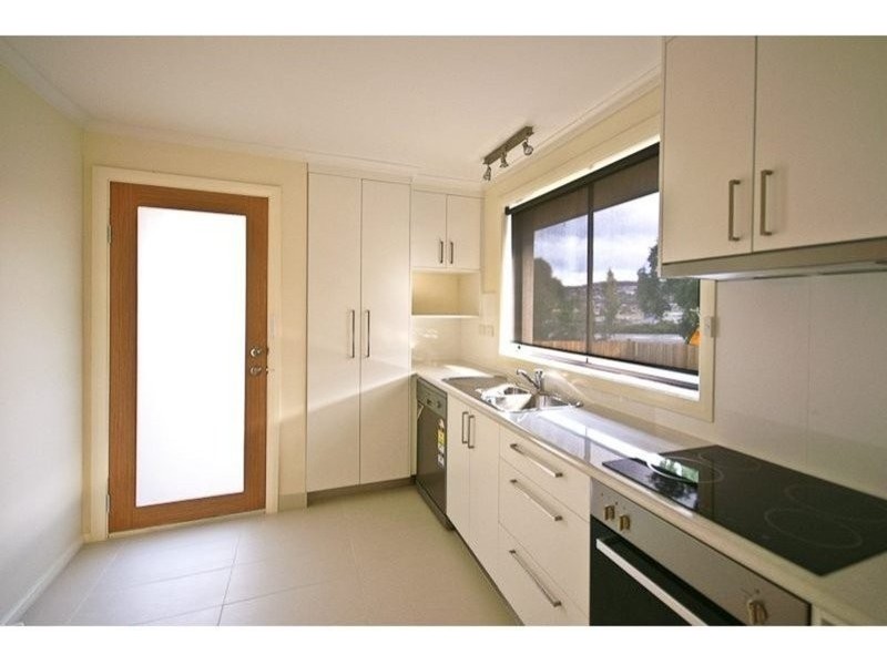 2/26 Campbell Street, Kingston TAS 7050