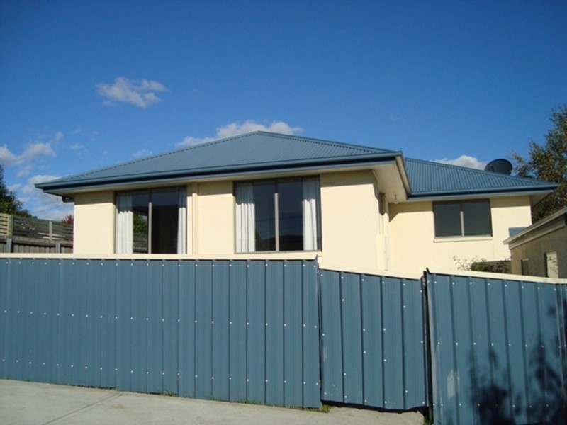 2/3 Clifford Street, Moonah TAS 7009