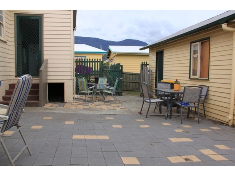 8 Sherwood Road, West Moonah TAS 7009