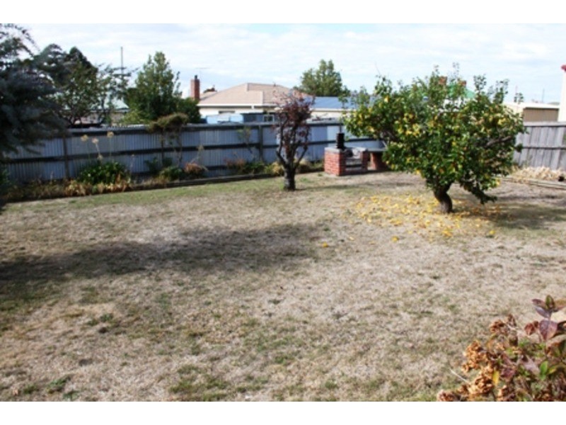 35 Edinburgh Crescent, Goodwood TAS 7010