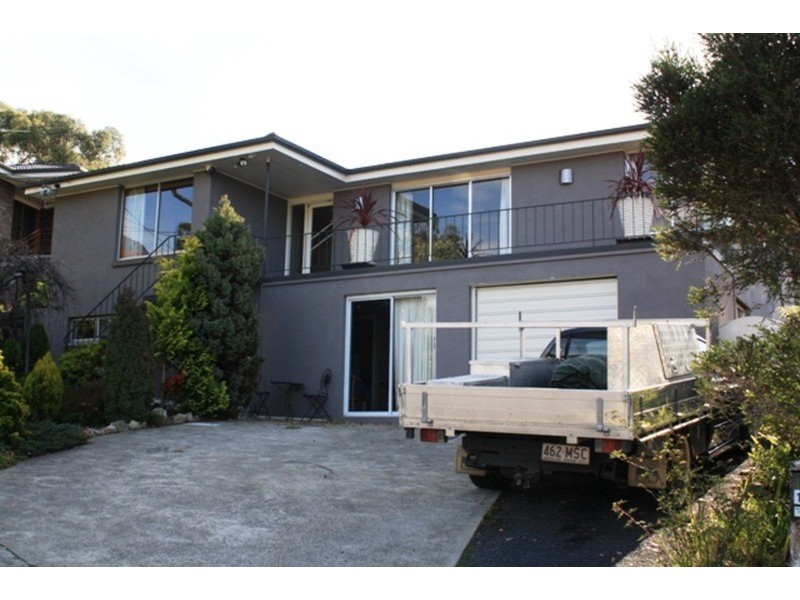 1 Langford Court, Lenah Valley TAS 7008