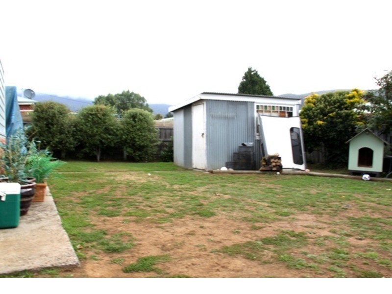 18 Barrett Street, Glenorchy TAS 7010