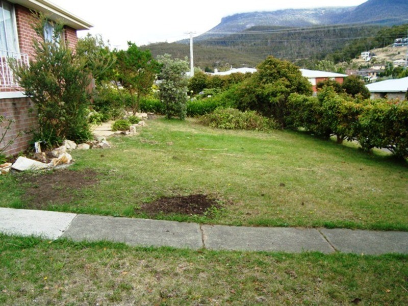 4 Dickson Street, Glenorchy TAS 7010