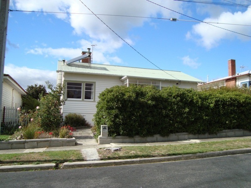 15 Pickard Street, Lenah Valley TAS 7008