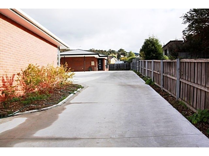 1/210 Main Road, Austins Ferry TAS 7011
