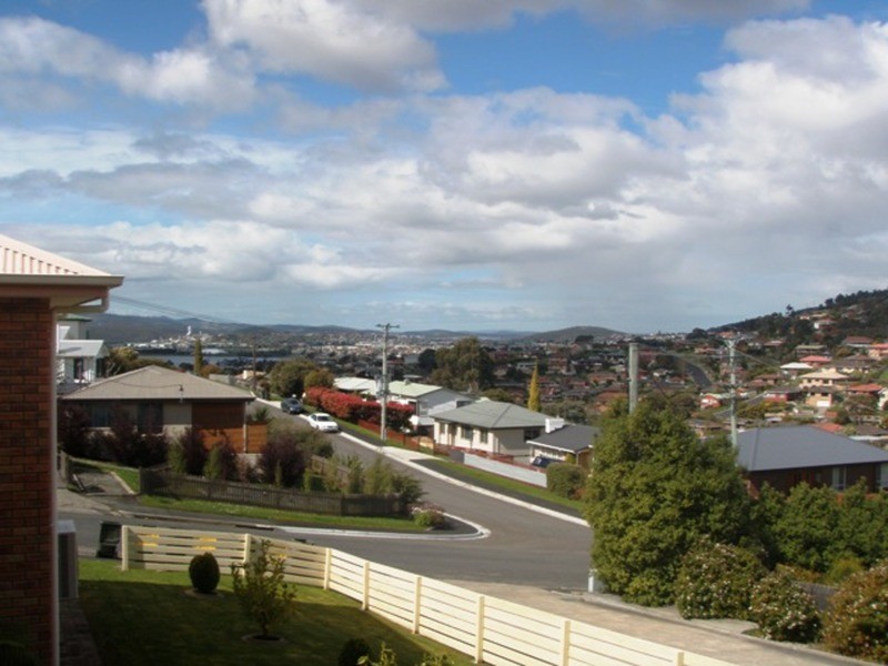 1/6 Taree Street, Chigwell TAS 7011
