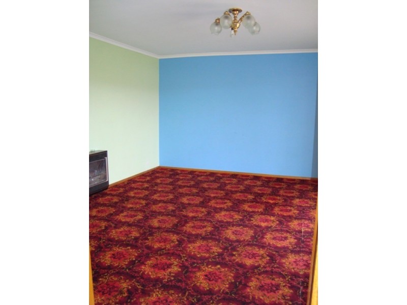 50 Lampton Avenue, Derwent Park TAS 7009