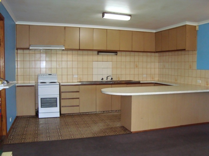 50 Lampton Avenue, Derwent Park TAS 7009