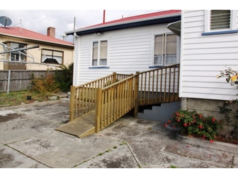 35 Edinburgh Crescent, Goodwood TAS 7010