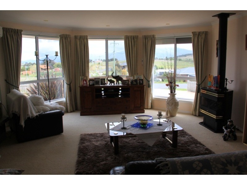 6 William Street, Brighton TAS 7030