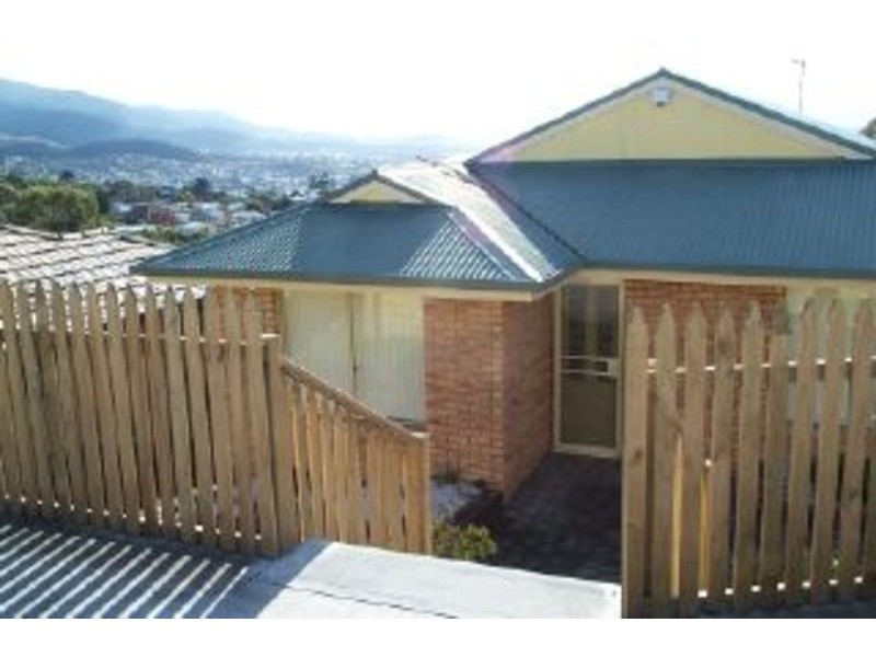 2/157 Springfield  Avenue, West Moonah TAS 7009