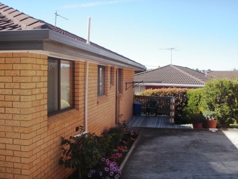 1/33 Caversham Road, West Moonah TAS 7009