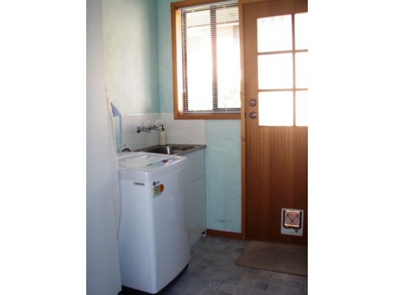 1/33 Caversham Road, West Moonah TAS 7009