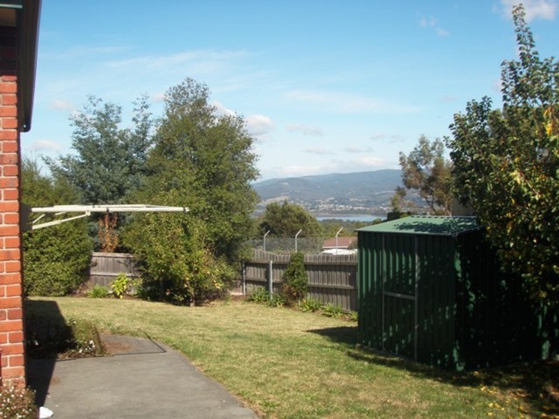 97 Diamond Drive, Blackmans Bay TAS 7052