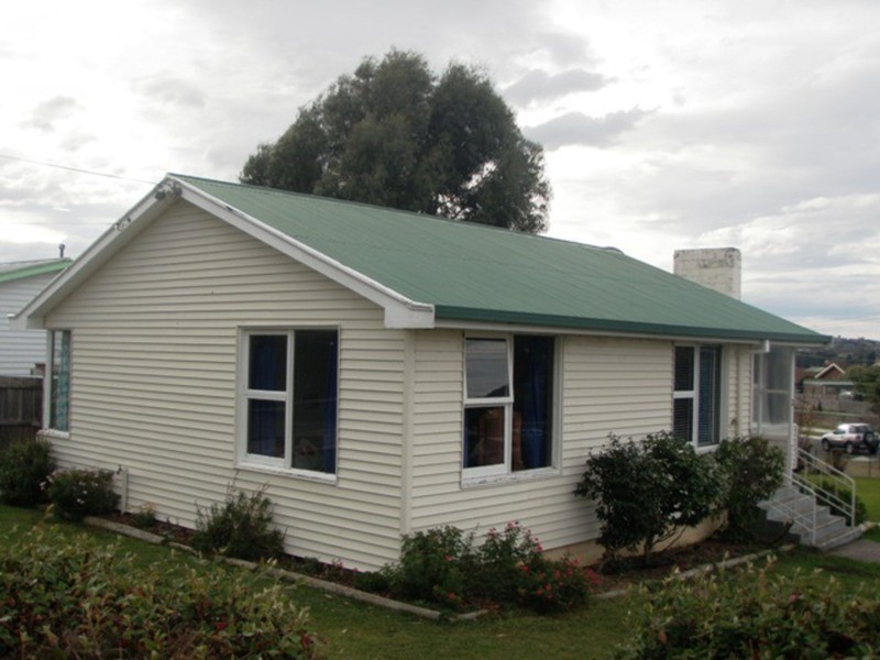 2 Mittara Crescent, Berriedale TAS 7011