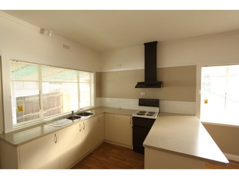 6 Fenwick Crescent, Derwent Park TAS 7009