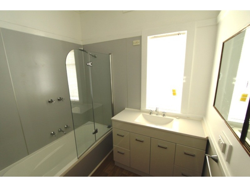 6 Fenwick Crescent, Derwent Park TAS 7009