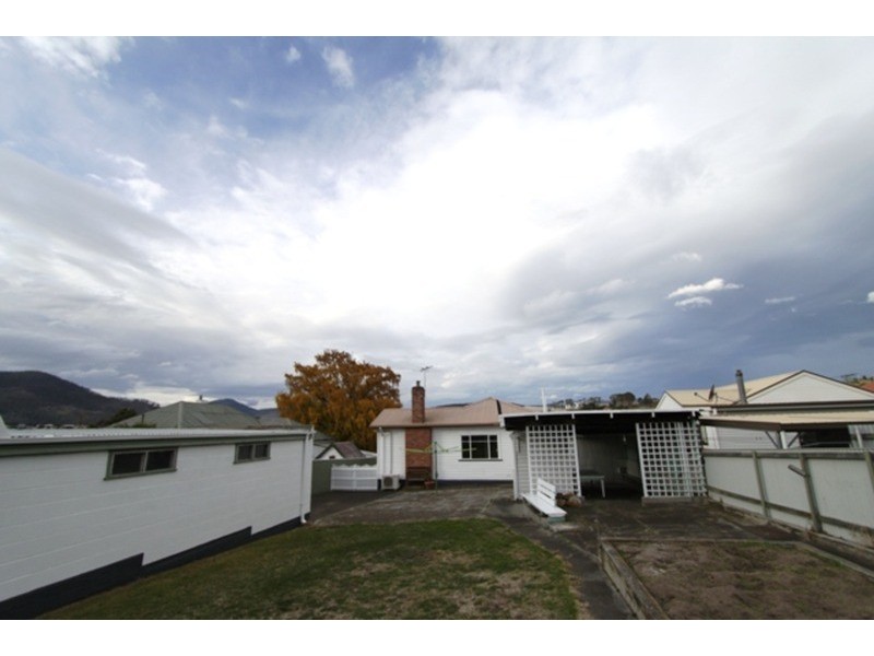 6 Fenwick Crescent, Derwent Park TAS 7009