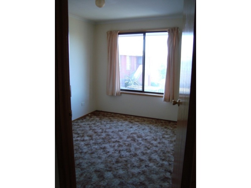 1/8 Donald Court, Glenorchy TAS 7010