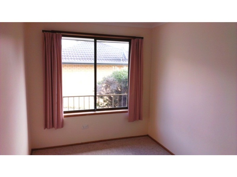 2/6 Wilkie Court, West Moonah TAS 7009