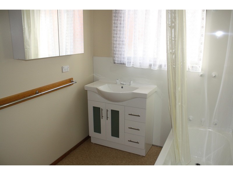 1/10 Gale Street, Glenorchy TAS 7010