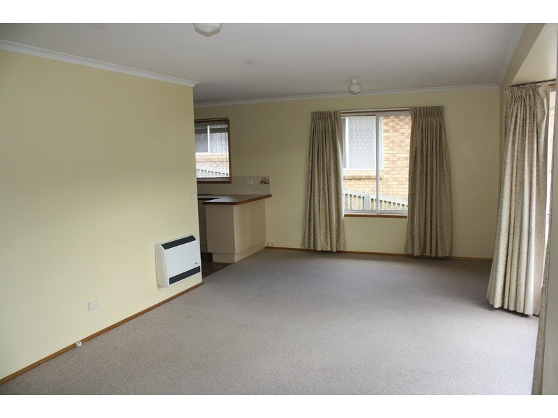 4/3 Rina Court, Glenorchy TAS 7010