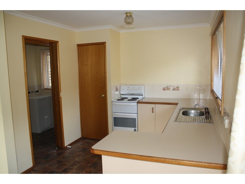 4/3 Rina Court, Glenorchy TAS 7010