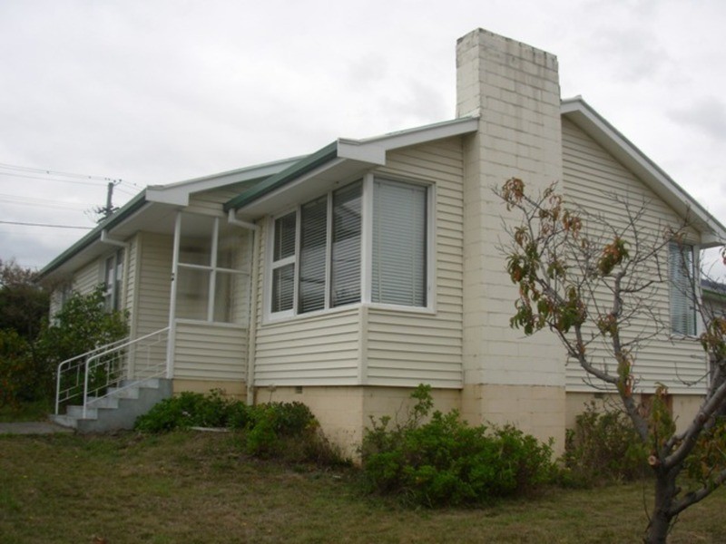 2 Mittara Crescent, Berriedale TAS 7011