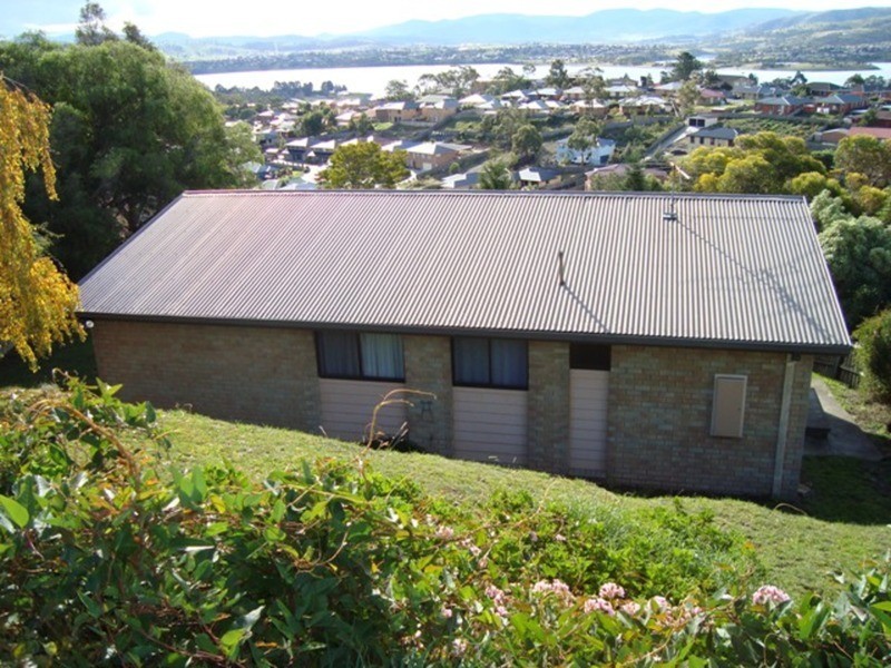 18 Seddon  Street, Austins Ferry TAS 7011