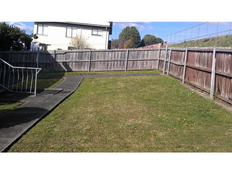 2/72 Ashbourne Grove, West Moonah TAS 7009