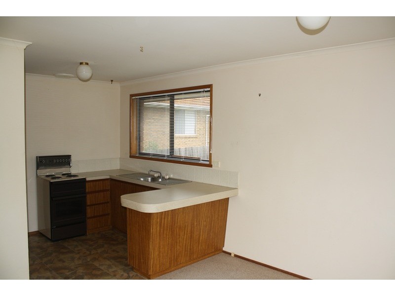 2/21 Nagle Place, Glenorchy TAS 7010