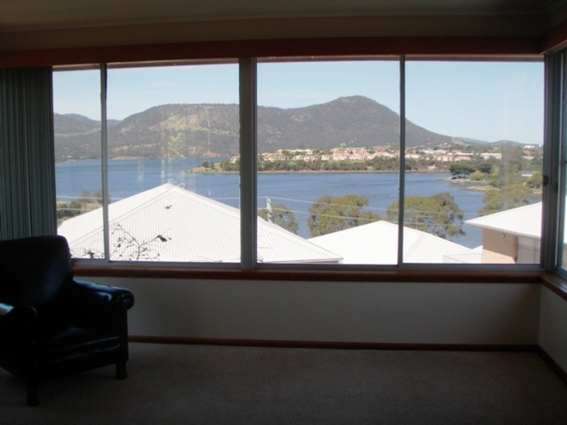 9 Chippendale Street, Claremont TAS 7011